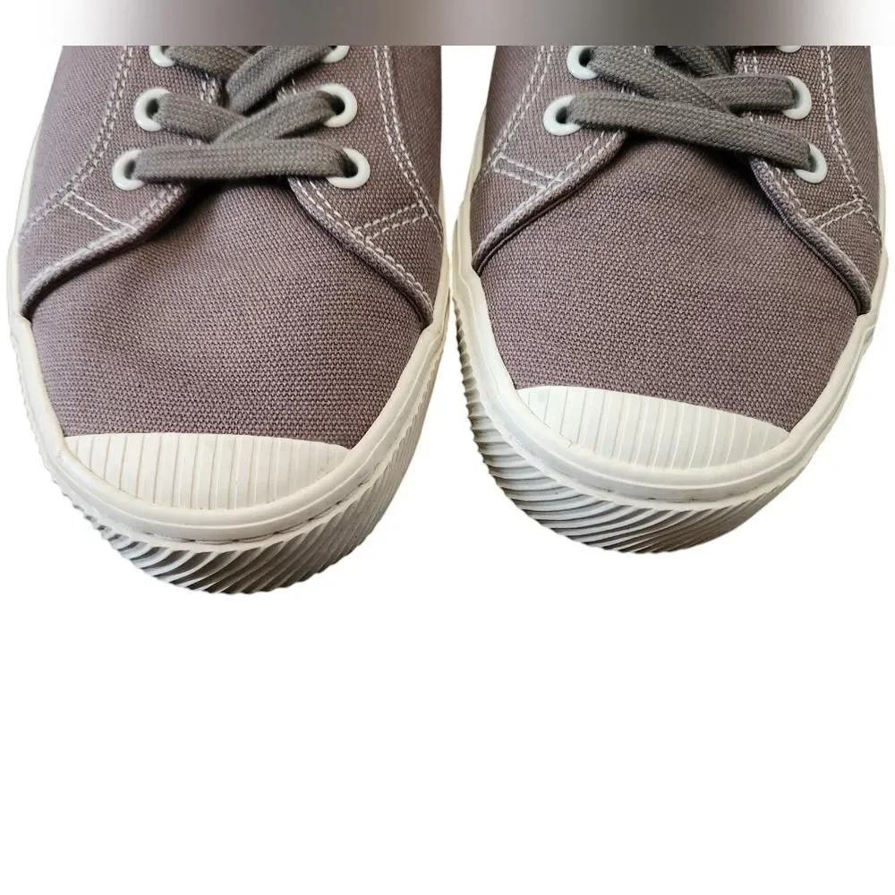 Cariuma OCA Low Sneakers Grey Unisex Men’s 10.5 / Women’s 12 Organic Cotton